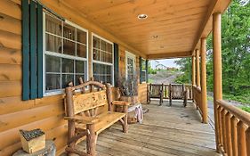Charming Blakely Cabin With Porch And Valley Views!
